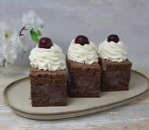 Пирожное Пьяная вишня