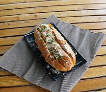 Чесночный хлеб