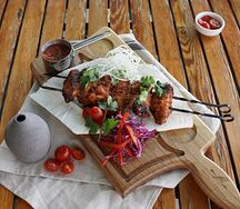 Шиш кебаб из куриных голени 