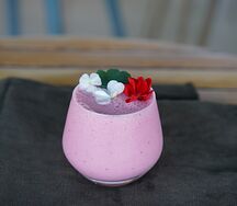 Клубника малина смузи