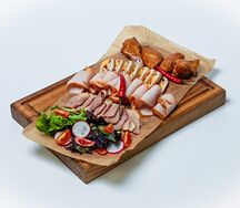 Ассорти деликатесов из птицы