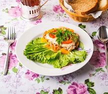 Куриная грудка с овощами