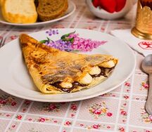 Блин с шоколадом и бананом