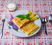 Блин с яблоками