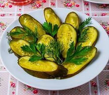 Огурцы малосольные