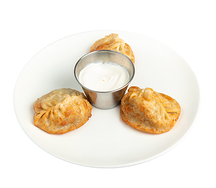 Жареные манты с тыквой и мясом (3 шт.)