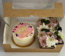 Бенто торт с цветами в коробке подарочный набор Happy Birthday №106