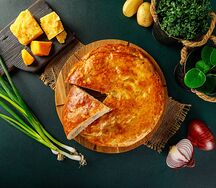 Пирог с курицей и сыром