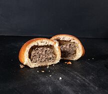 Пирожок с мясом