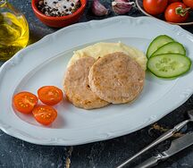 Куриные котлетки с пюре