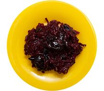 Салат со свеклой и черносливом