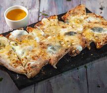 Фокачча с горгонзолой