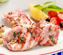 Кальмары на гриле с ароматным маслом