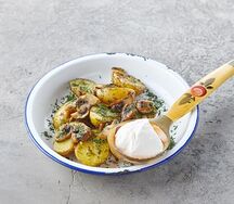 Картофель, жареный с грибами