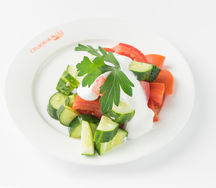 Салат Овощной со сметаной