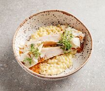 Куриная грудка с птитимом и пармезаном