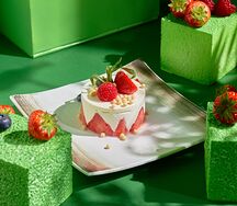 Сметанник с клубникой