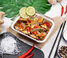 Вонголе с лапшой/锡纸花甲粉