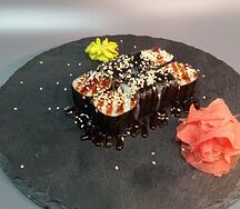 С омлетом тамаго