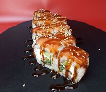 Ролл Филадельфия с угрем