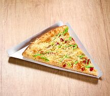 Цезарь с курицей Кусочек