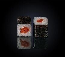 Ролл Фирменный с лососем