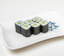 Ролл с огурцом