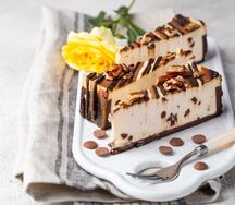 Чизкейк с шоколадом и орехом Пекан