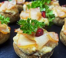 Шампиньоны гриль Песто с копченой курочкой