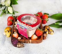 Пасха клубничная