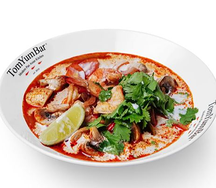 TomYum с королевскими креветками с доброй порцией пропаренного риса