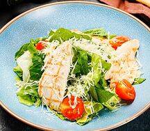 Цезарь с курицей