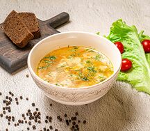Куриный суп с лапшой