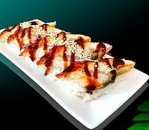 Угорь на рисовой подушке