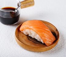 Суши Лосось