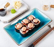 Ролл жаренный лосось