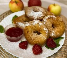 Пончики классические с клубникой, маленькая