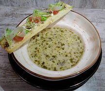 Суп Сырный с охотничьими колбасками