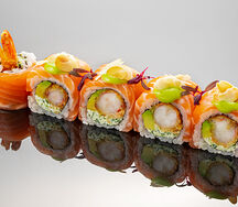 Ролл Креветка с лососем и соусом васаби