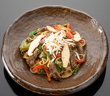 Лапша рамен с говядиной