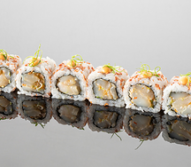 Острый ролл с гребешком