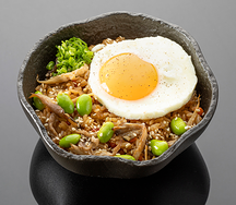 Рис с овощами и яйцом