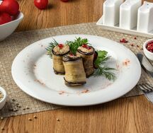 Баклажаны, фаршированные сыром