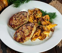 Куриные котлеты с вешенками