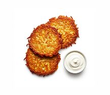 Драники картофельные со сметаной