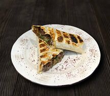 Турецкий дюрюм с курицей 