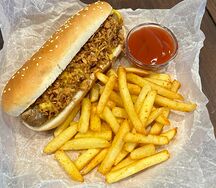 Хот-дог с куриной колбаской & фри