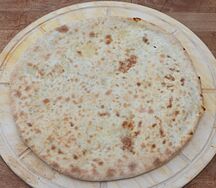 Хачапури с сыром и шпинатом