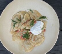 Вареники с картофелем, грибами и салом