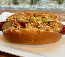 Хот-дог с тушеной капустой